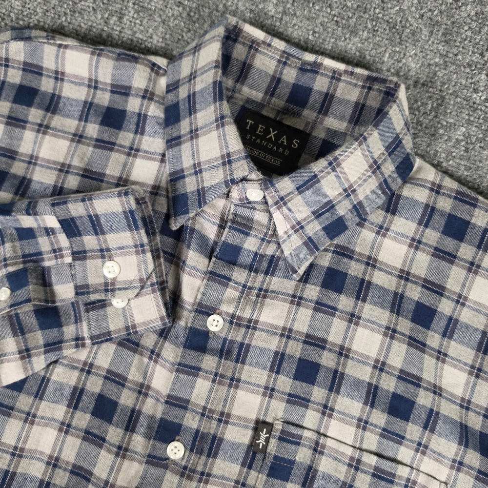 Texas Standard Flannel Shirt Men Medium Blue Grey Plaid Button Down Made in USA
